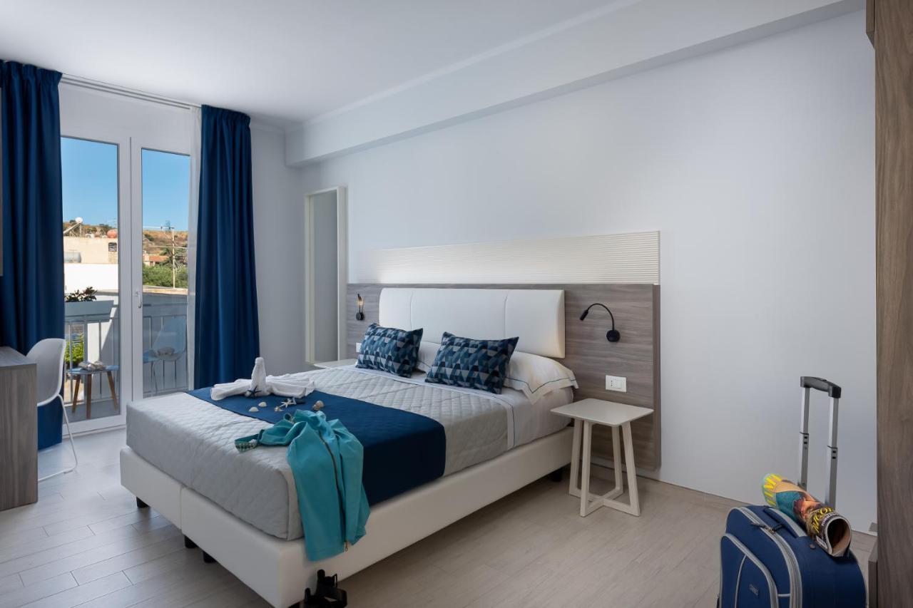 Scrusciu Du Mari Bed & Breakfast *